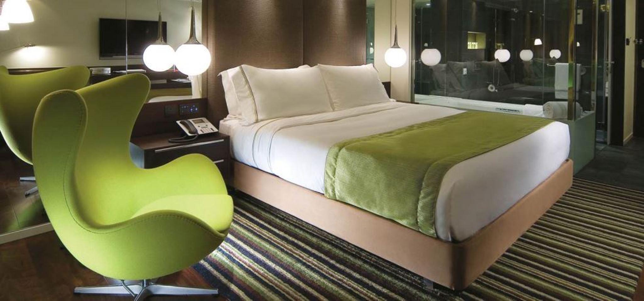 Hotel The Mira Hongkong Zewnętrze zdjęcie A room at the hotel